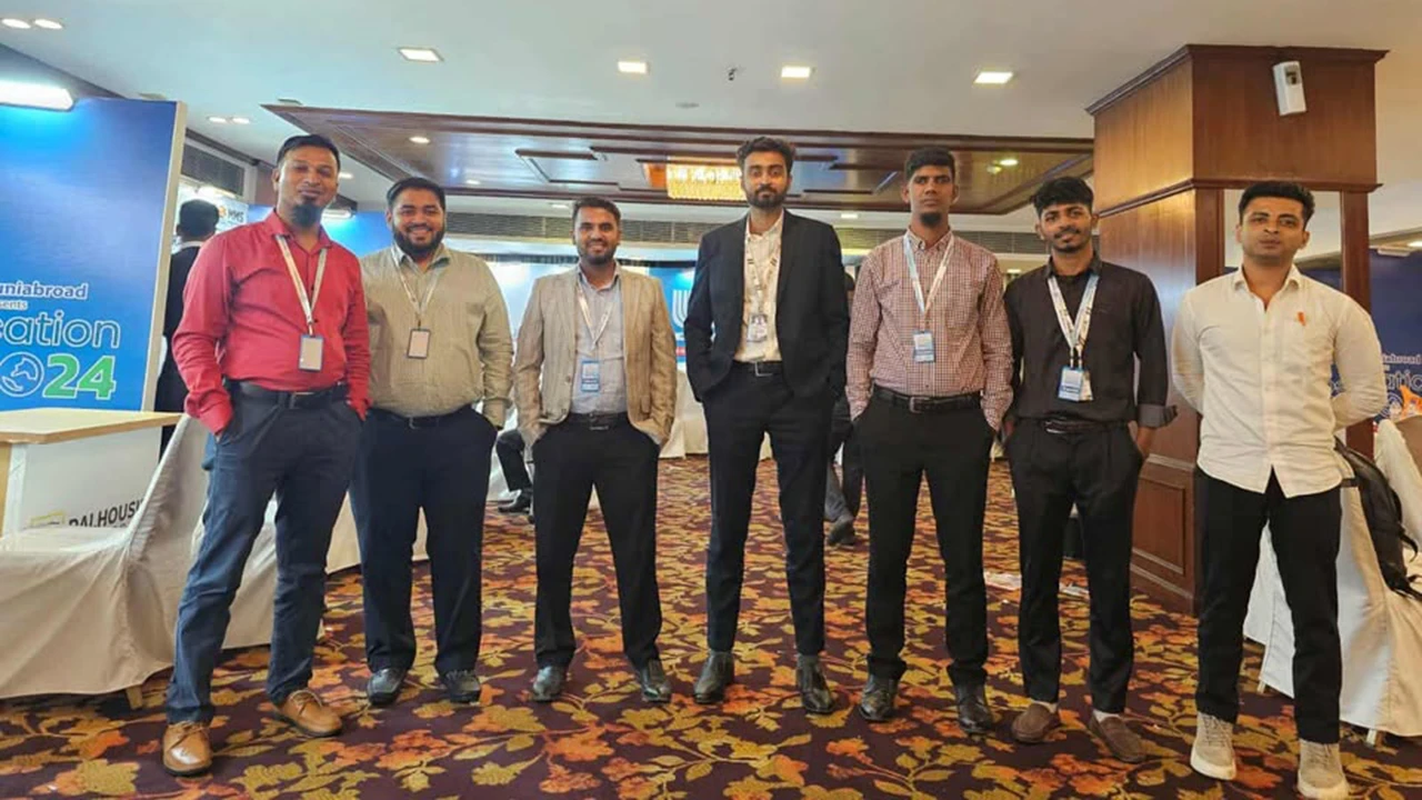 ইউএসএ ভিজিট ভিসার জন্য ইন্টারভিউ মক সেশন নিচ্ছে ‘এমএমএস গ্লোবাল সার্ভিসেস’
