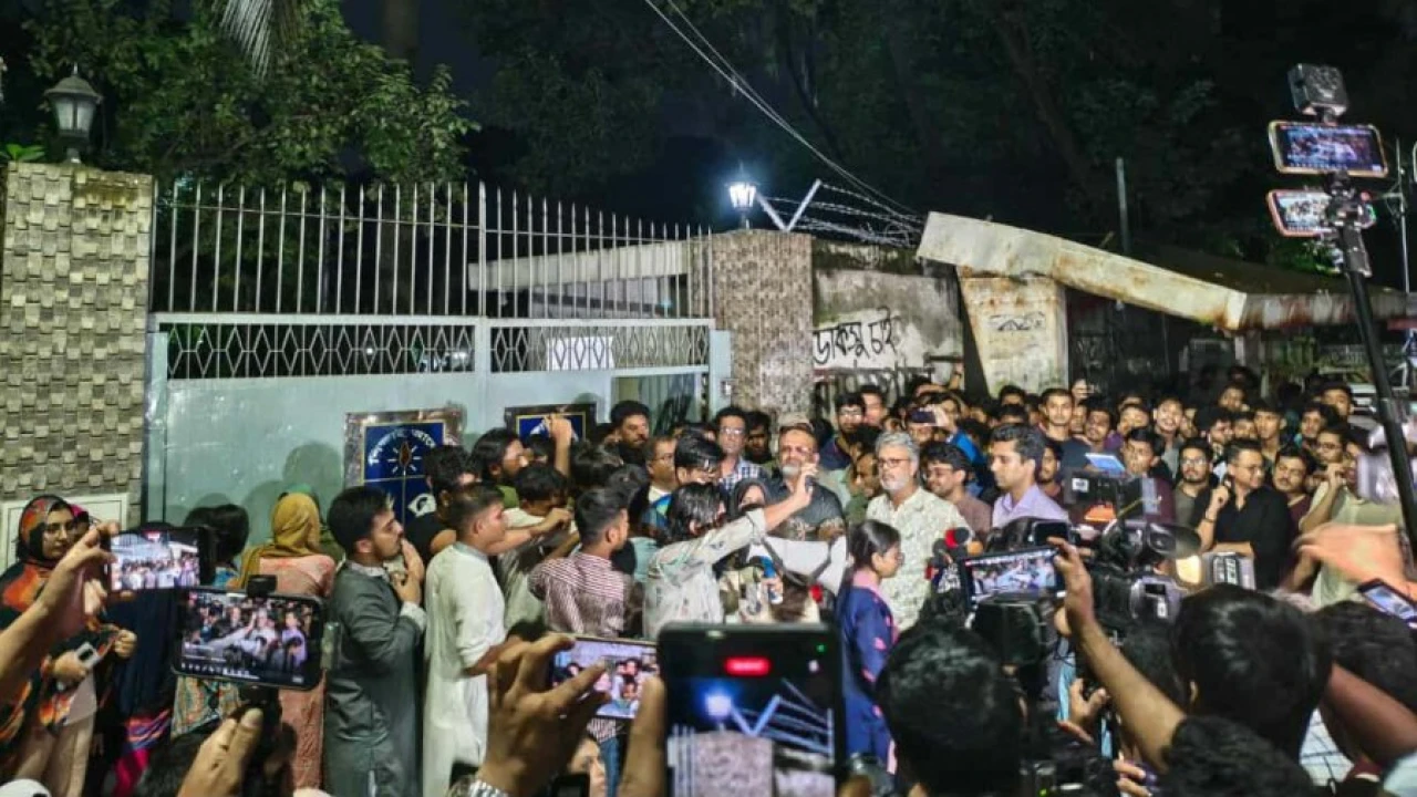 ঢাবির হলে ছাত্র রাজনীতি নিষিদ্ধ ঘোষণা