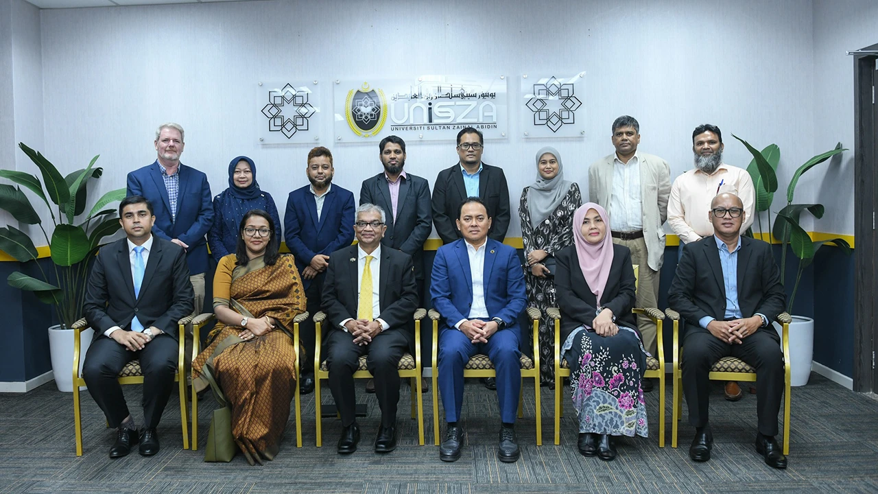 ইউনিএসজেডএ বিশ্ববিদ্যালয় পরিদর্শন করলেন বাংলাদেশ দূতাবাসের প্রতিনিধিদল